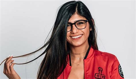 mia khalifa naked|Mia Khalifa In Ultra HQ Upscaled [8K] : r/MiaKhalifaX